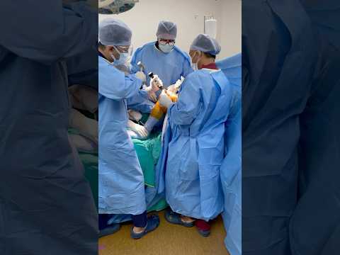 Revolutionize Your Mobility with Partial Knee Replacement Tech