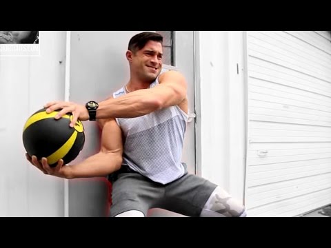 Master Your Core with Cutting-Edge Medicine Ball Techniques