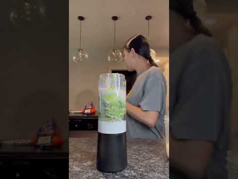 Revitalize Your Day with a Savory Oat Smoothie Blend