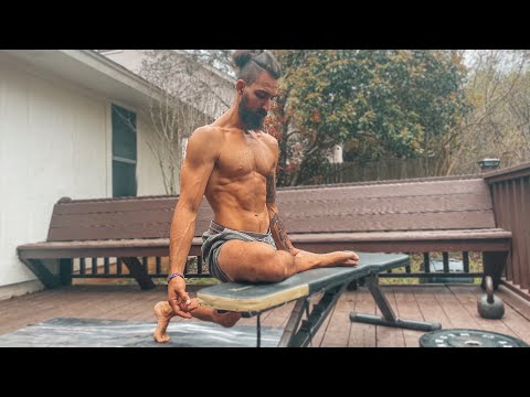 Stretch Your Thighs: Unlock Mobility for Tech-Savvy Lifestyles